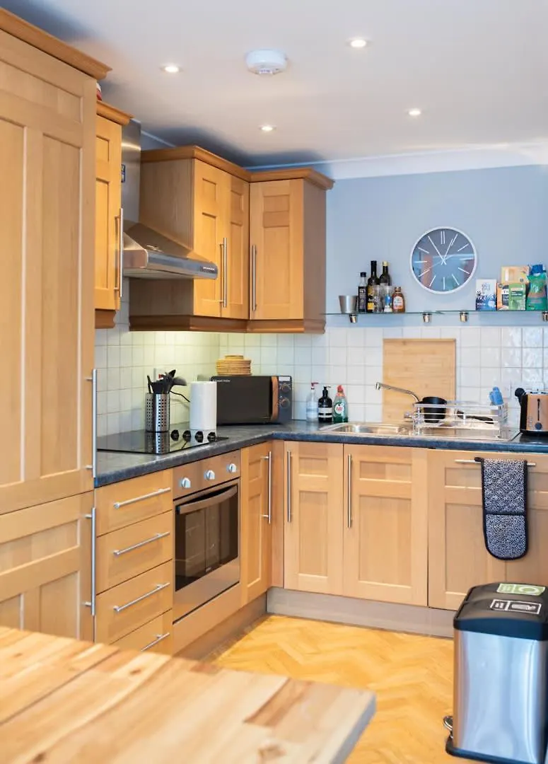 Spacious 3-Bed Townhouse Florence Villa Near River & City Cambridge Regno Unito
